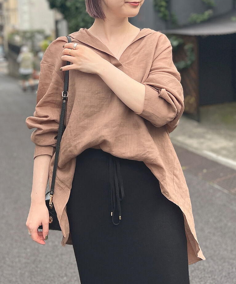 Rouge vif「麻バックスリットVネックシャツ」|シャツ・ブラウス|ブラウン