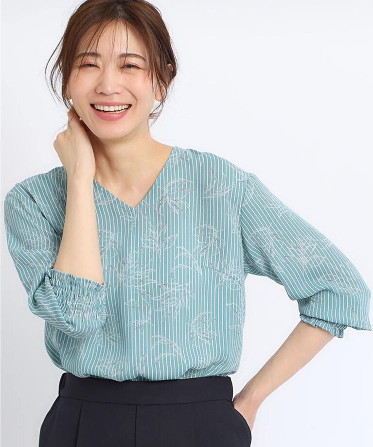 Reflect「【SALE／WEB限定カラーあり／接触冷感／洗える】ストライプ×リーフ柄ブラウス」|シャツ・ブラウス|ﾐﾝﾄｸﾞﾘｰﾝ(121)
