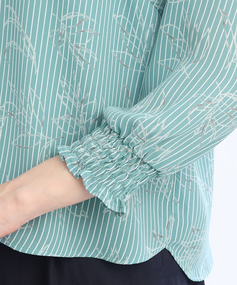 Reflect「【SALE／WEB限定カラーあり／接触冷感／洗える】ストライプ×リーフ柄ブラウス」|シャツ・ブラウス|
