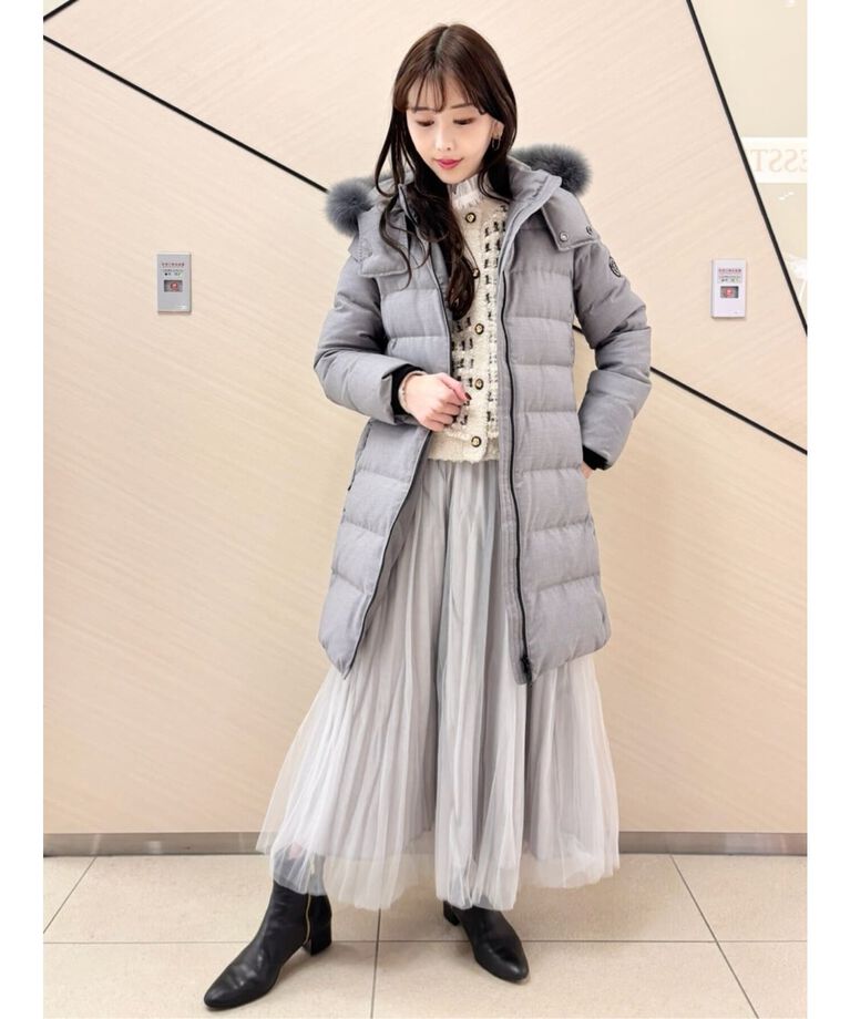 DRESSTERIOR「【大人百花冬号掲載　モデル美香さん着用】ブルーフォックスファーロングダウンコート」|ダウン|