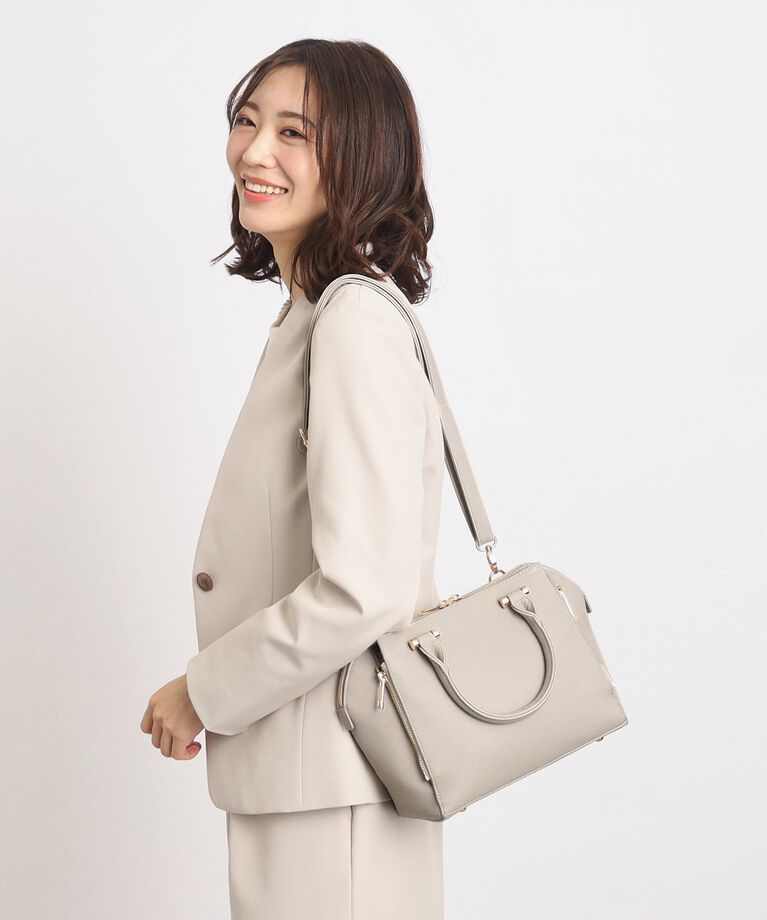 grove「雑誌掲載【人間工学/セレモニー/お仕事】縦Zipバーハンドル2WAYトート」|ショルダー・メッセンジャー|ﾗｲﾄｸﾞﾚｰ(011)