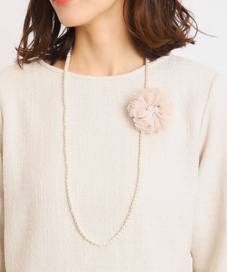 grove「【セレモニー対応】シフォンコサージュ付パール調ネックレス」|ネックレス|