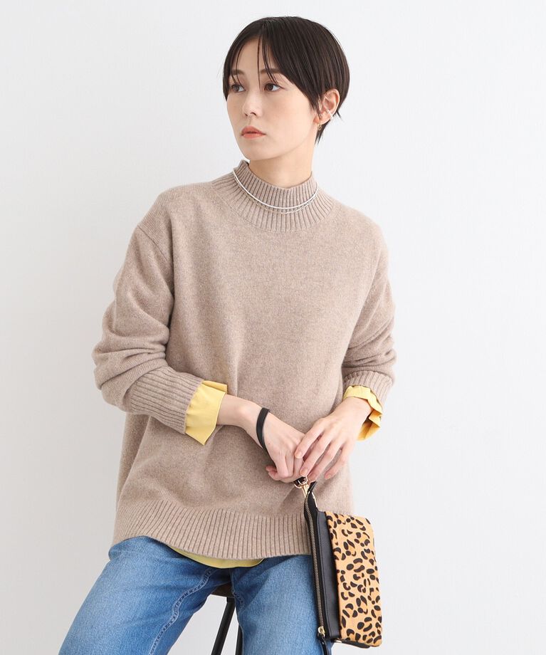 INDIVI「【冬ニット人気NO．1！／カシミヤ混】バックスリット ハイネックニット」|ニット・セーター|ﾍﾞｰｼﾞｭ(052)