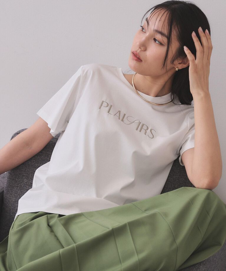 OPAQUE.CLIP「刺繍＆スパンコールロゴTシャツ【洗濯機洗い可】」|Tシャツ・カットソー|