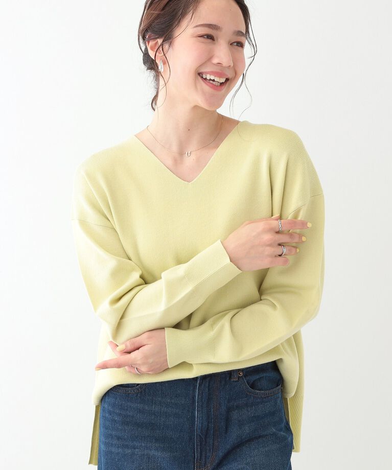 SHOO･LA･RUE「【洗える/S-LL】お顔周りすっきり 優しい肌触りのVネックニット」|ニット・セーター|ライトイエロー(03