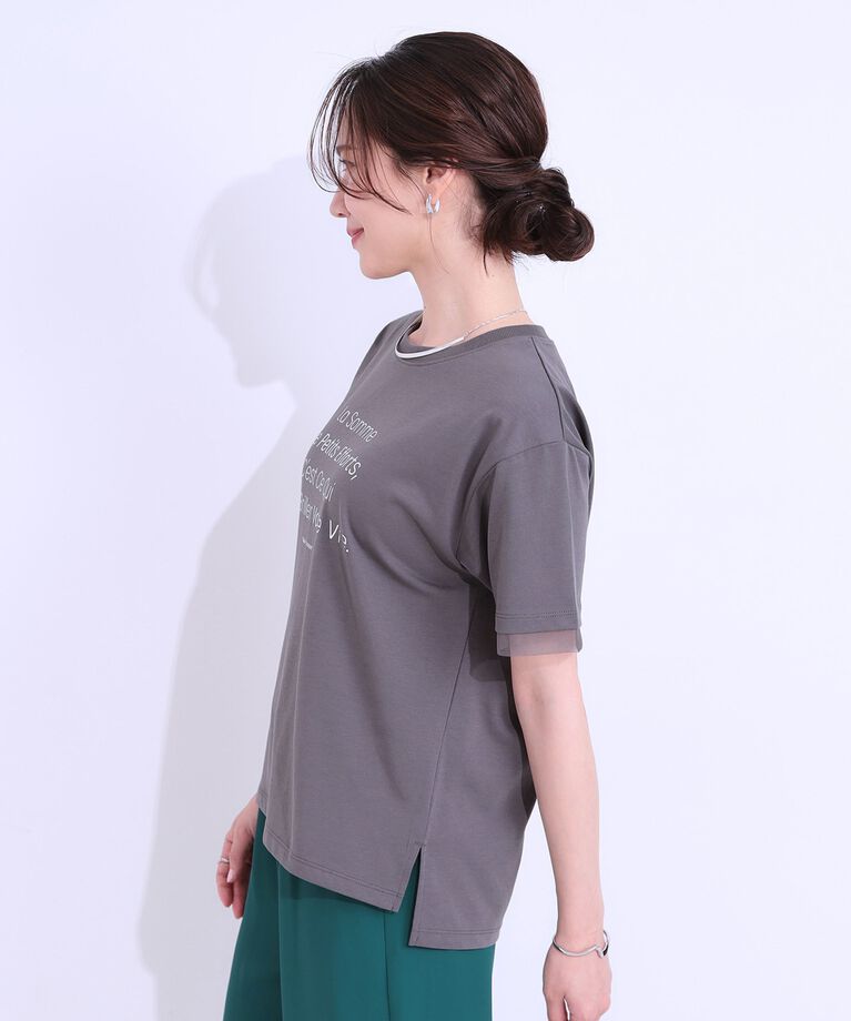 SHOO･LA･RUE「【S-LL/接触冷感/UVカット】選べる3柄 お袖チュールで差をつける ロゴプリントTシャツ」|Tシャツ・カットソー|
