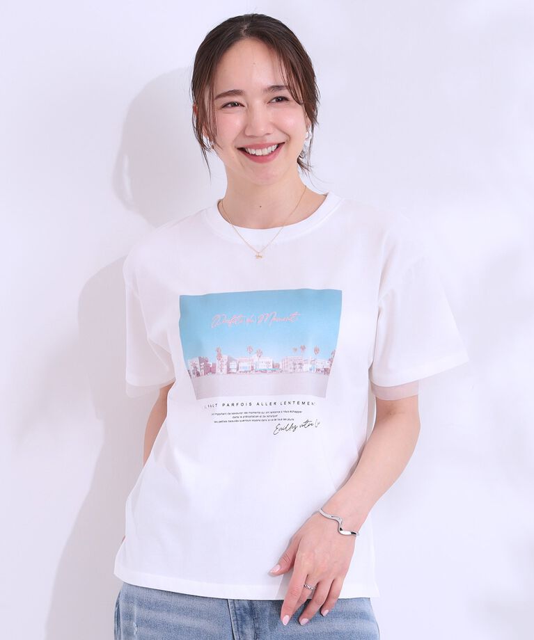 SHOO･LA･RUE「【S-LL/接触冷感/UVカット】選べる3柄 お袖チュールで差をつける ロゴプリントTシャツ」|Tシャツ・カットソー|