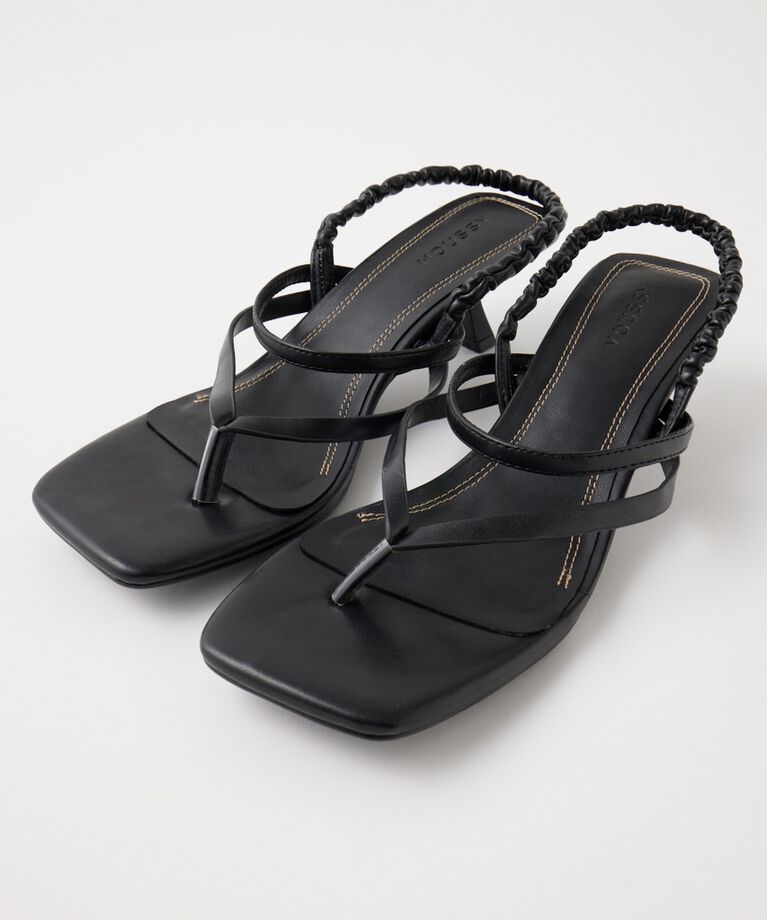MOUSSY「SHIRRING STRAP TONGS サンダル」|サンダル|