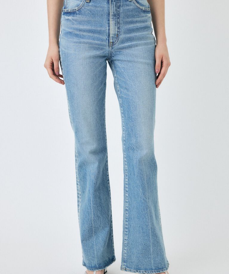 MOUSSY「MVS L/BLU FLARE」|デニム|
