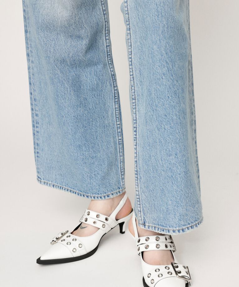 SLY「POINTED TOE BELTED サンダル」|サンダル|WHT