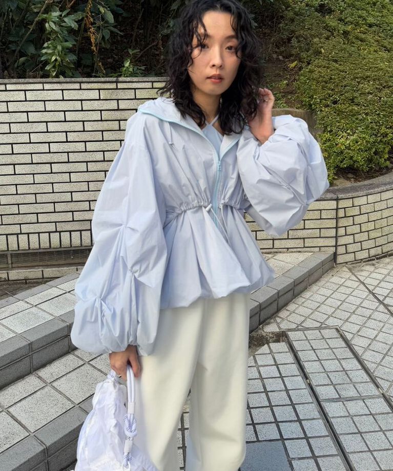 emmi atelier「【IPSA/emmi】袖タックボリュームブルゾン」|ブルゾン・スタジャン|