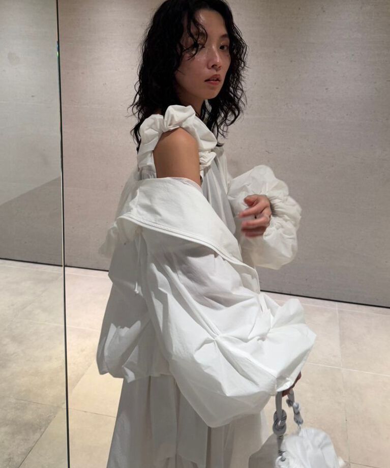 emmi atelier「【IPSA/emmi】袖タックボリュームブルゾン」|ブルゾン・スタジャン|