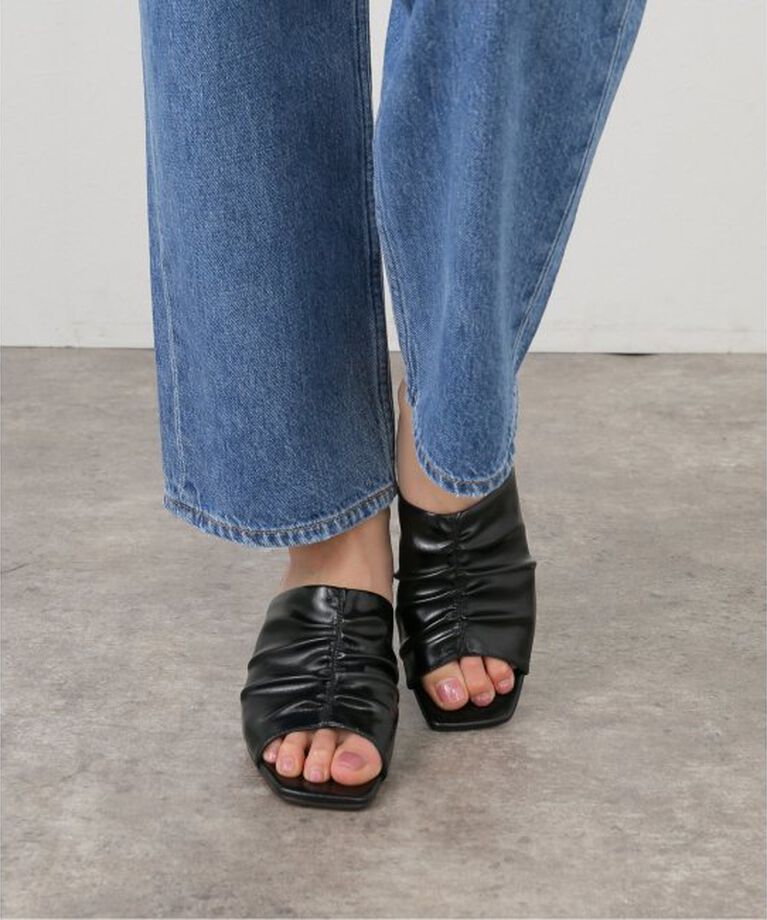 Oriens JOURNAL STANDARD「【LE VERNIS/ル・ベルニ】 Gather square mules 244-211 303」|サンダル|
