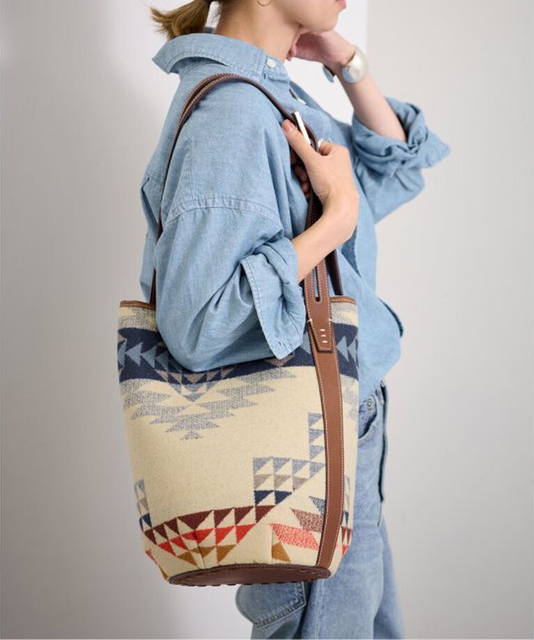 FRAMeWORK「≪追加≫A VACATION/アヴァケーション MARCHE PENDLETON2」|ショルダー・メッセンジャー|