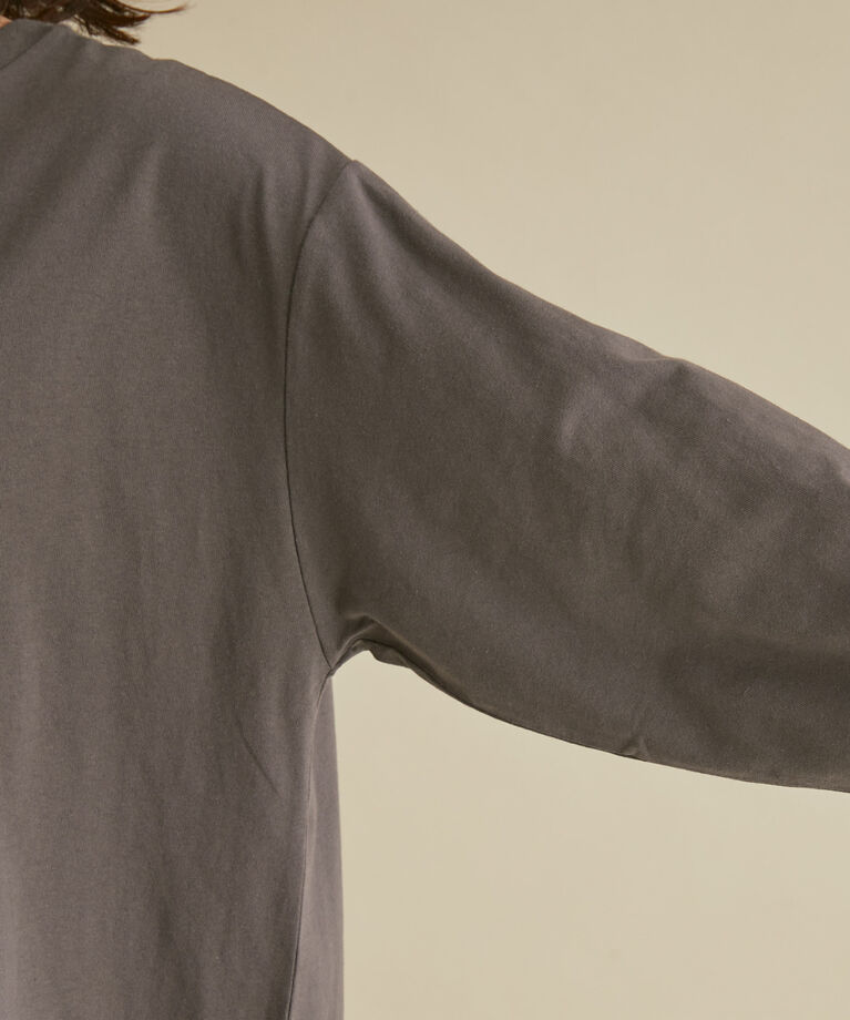 VIS「綿100%。トレンドに左右されないベーシック無地ロングTシャツ」|Tシャツ・カットソー|