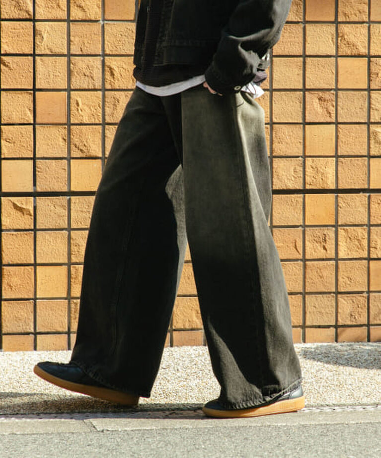 SENSE OF PLACE by URBAN RESEARCH「SENSE OF PLACE ヴィンテージライクデニムワイドパンツ」|デニム|BLACK
