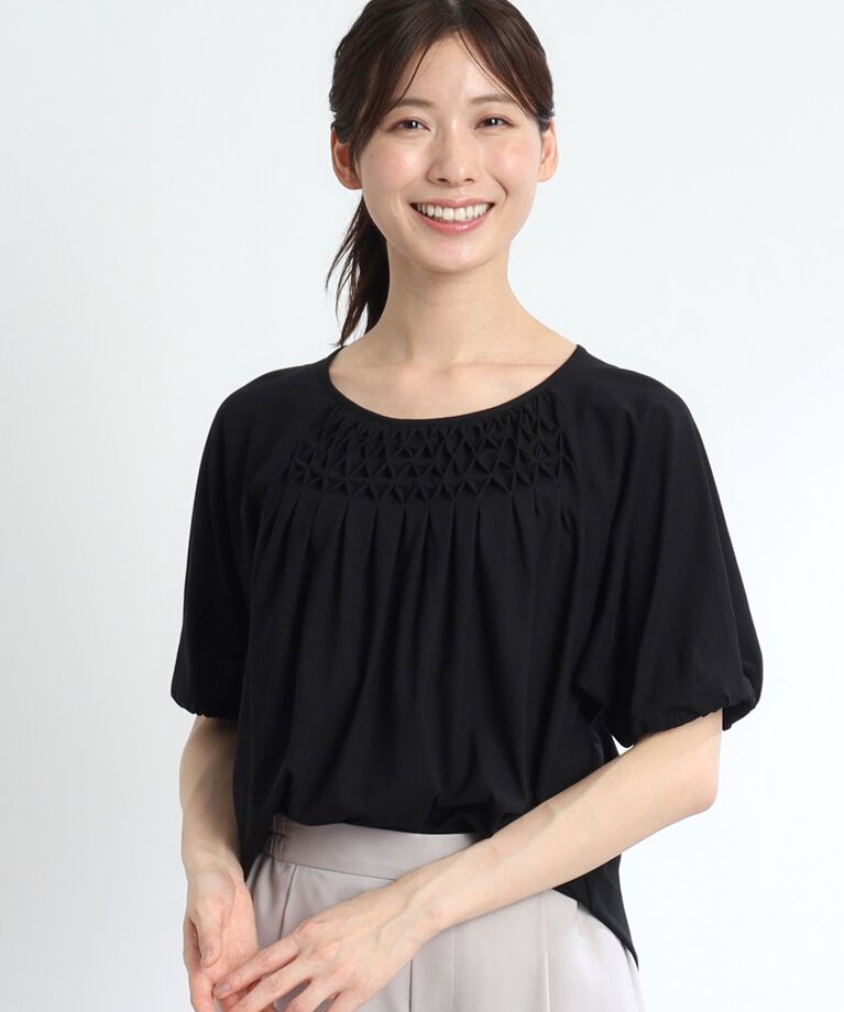 Reflect「【SALE／接触冷感／洗える】スモッキング刺繍ジャージブラウス」|Tシャツ・カットソー|ﾌﾞﾗｯｸ(019)