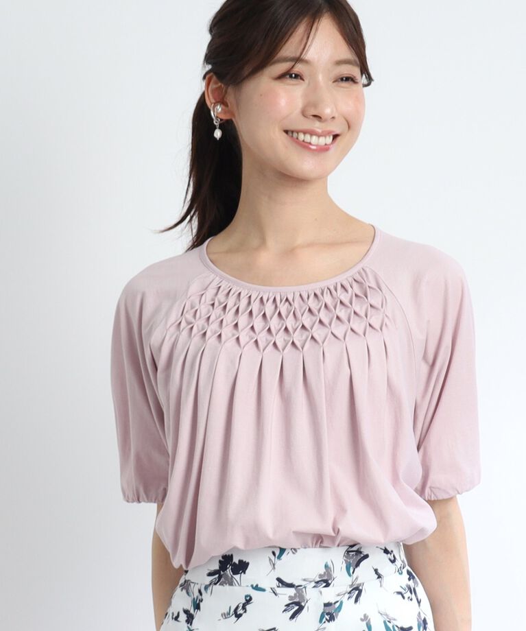 Reflect「【SALE／接触冷感／洗える】スモッキング刺繍ジャージブラウス」|Tシャツ・カットソー|ﾗｲﾄﾋﾟﾝｸ(070)