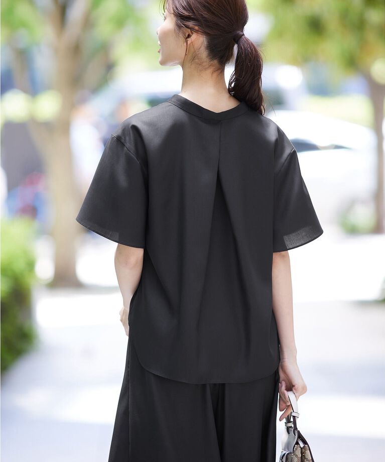 Reflect「【SALE／接触冷感／マシンウォッシュ可／セットアップ可能】リラクシーフレアスリーブブラウス」|シャツ・ブラウス|