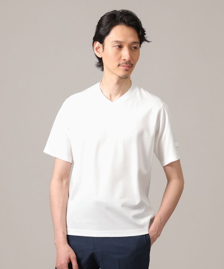 TAKEO KIKUCHI「【抗菌防臭】ジャケットインナー 半袖 Vカットソー」|Tシャツ・カットソー|ﾎﾜｲﾄ(001)