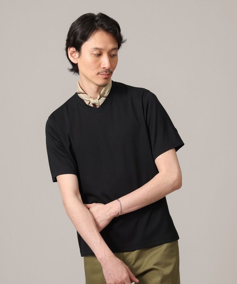 TAKEO KIKUCHI「【抗菌防臭】ジャケットインナー 半袖 Vカットソー」|Tシャツ・カットソー|ﾌﾞﾗｯｸ(019)