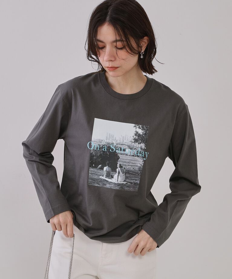 OPAQUE.CLIP「フォトプリントロングTシャツ【洗濯機洗い可】」|Tシャツ・カットソー|チャコールグレー(1