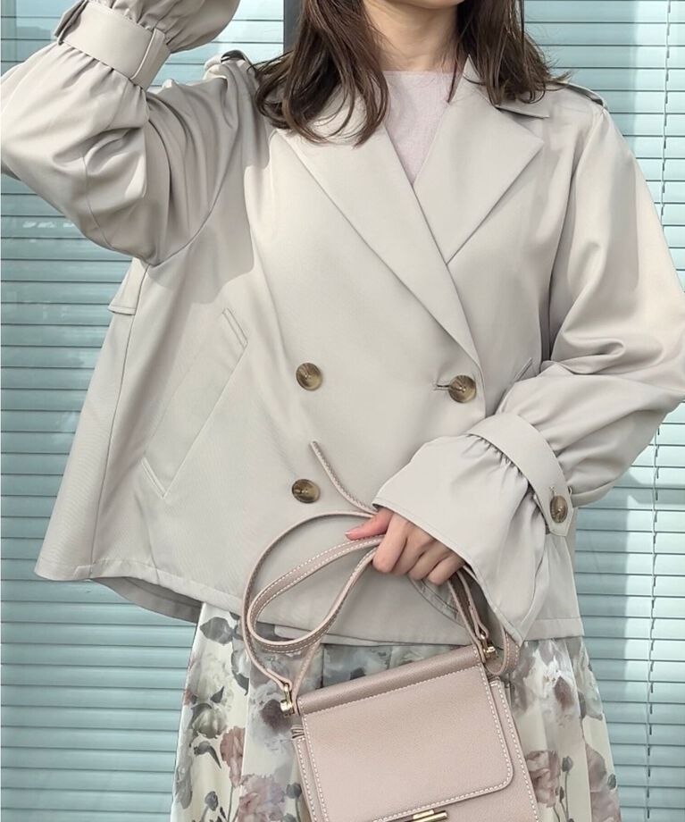 Couture broach「【華やか・主役級】ショートトレンチ」|トレンチコート|