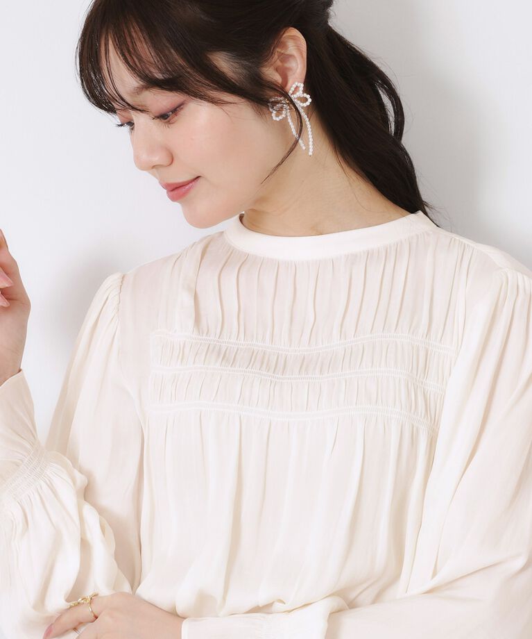 Couture broach「【通勤・大人可愛い】シャーリングギャザーブラウス」|シャツ・ブラウス|