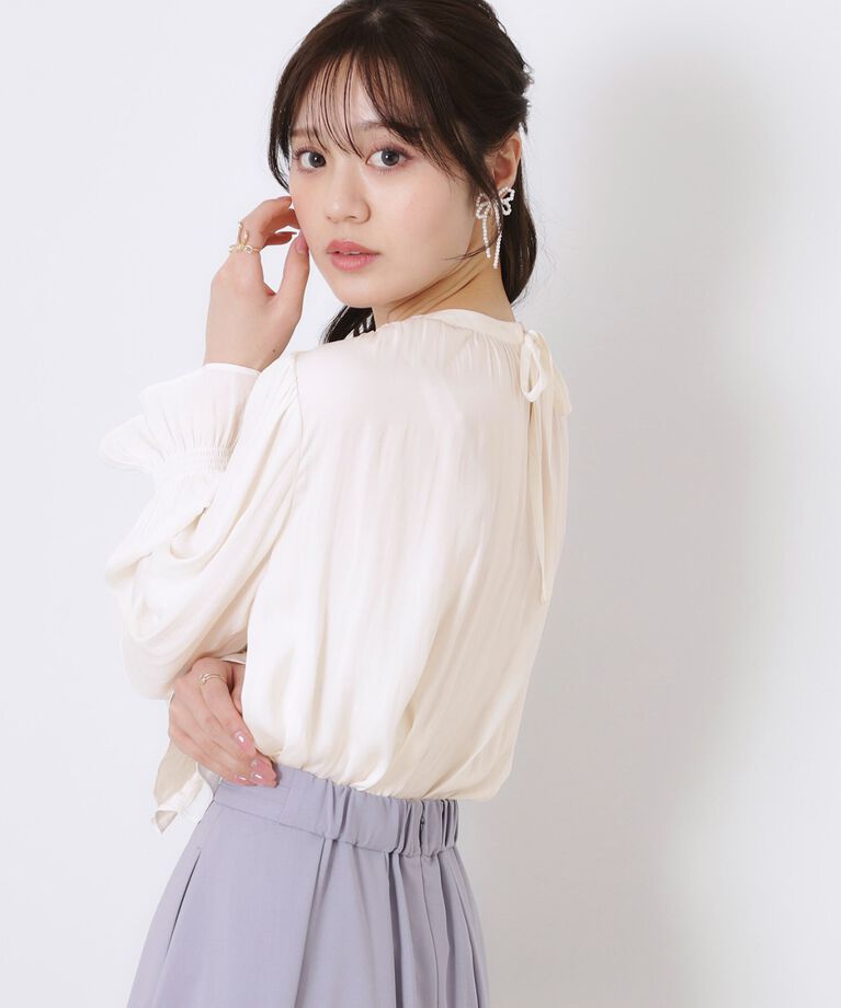 Couture broach「【通勤・大人可愛い】シャーリングギャザーブラウス」|シャツ・ブラウス|