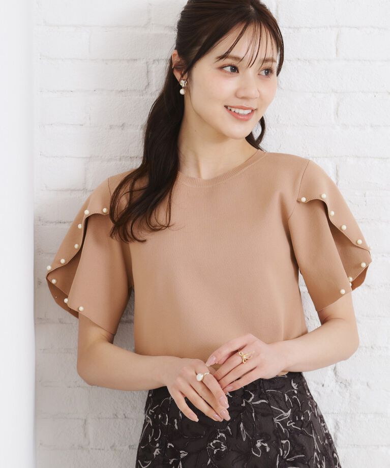 Couture broach「【一枚でキマる・華やか】パール調付チューリップ袖ニット」|ニット・セーター|