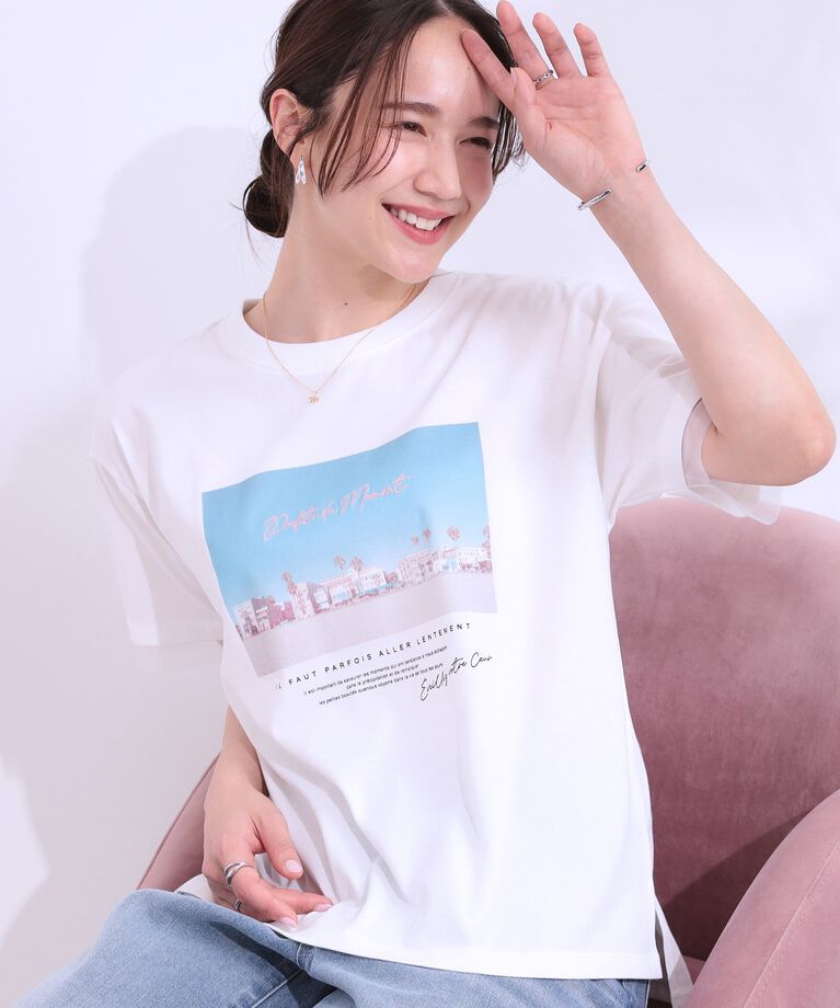 SHOO･LA･RUE「【S-LL/接触冷感/UVカット】選べる3柄 お袖チュールで差をつける ロゴプリントTシャツ」|Tシャツ・カットソー|オフホワイト(003