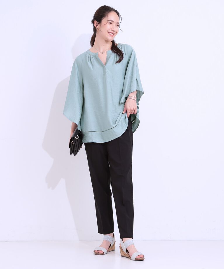 SHOO･LA･RUE「【洗える/S-LL/接触冷感】涼しく体型カバー お袖フレア ドレープブラウス」|シャツ・ブラウス|