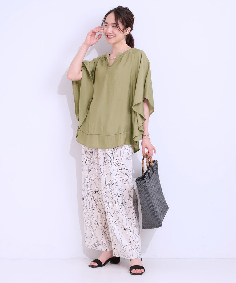 SHOO･LA･RUE「【洗える/S-LL/接触冷感】涼しく体型カバー お袖フレア ドレープブラウス」|シャツ・ブラウス|