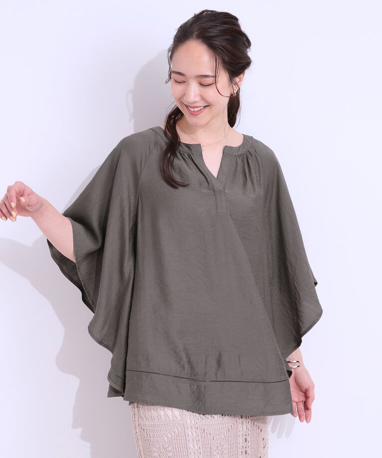 SHOO･LA･RUE「【洗える/S-LL/接触冷感】涼しく体型カバー お袖フレア ドレープブラウス」|シャツ・ブラウス|