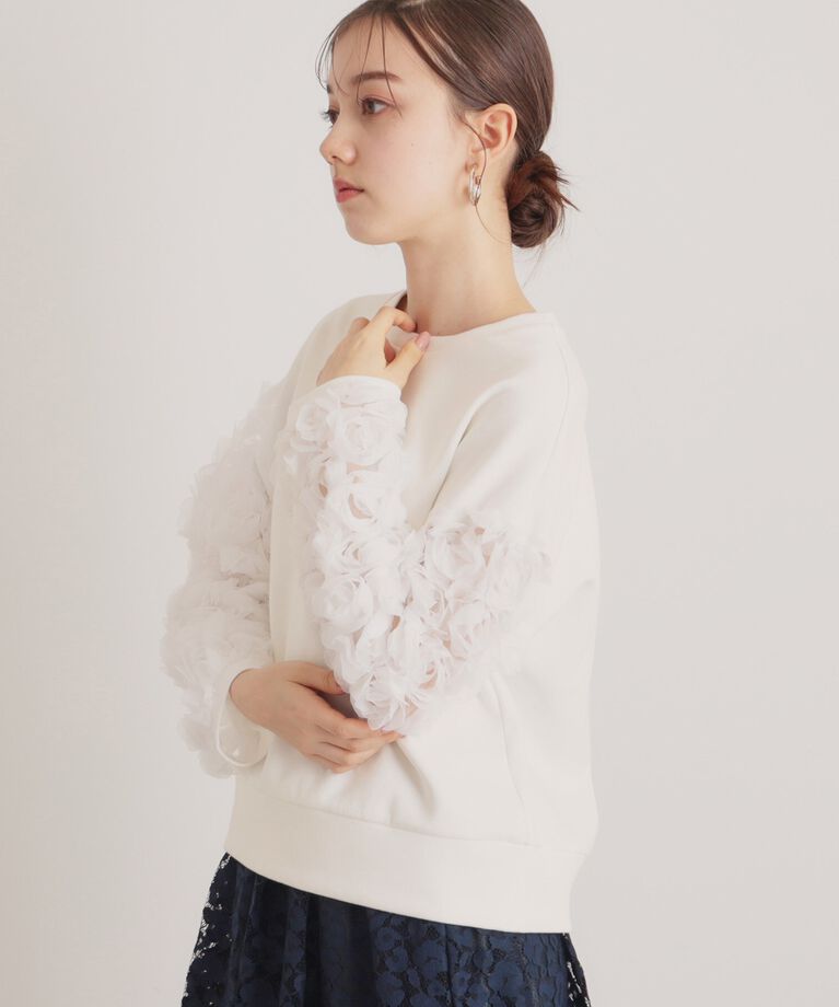 SunaUna「【一足お先に春気分／袖チュールフラワー】ダンボールプルオーバー」|Tシャツ・カットソー|オフホワイト(003