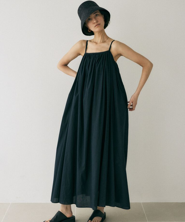 MOUSSY「ｵｰｶﾞﾆｯｸｺｯﾄﾝ使用 たっぷりのｷﾞｬｻﾞｰを用いたﾍﾞｱﾀｲ」|ワンピース|BLK