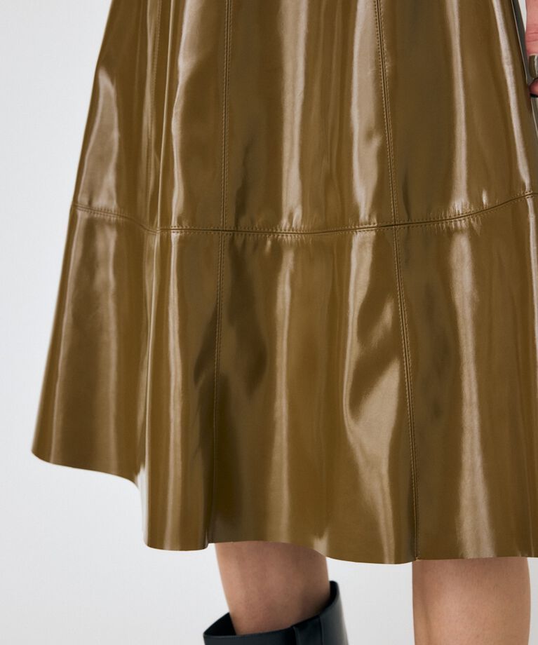 MOUSSY「F/LEATHER フレアスカート」|スカート|