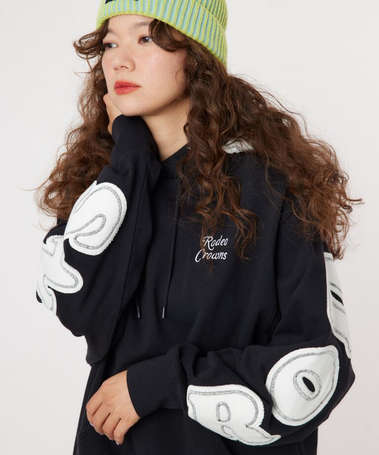 RODEO CROWNS「リバースパッチLOGOパーカー」|パーカー|