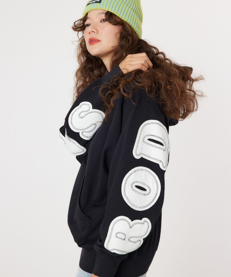 RODEO CROWNS「リバースパッチLOGOパーカー」|パーカー|