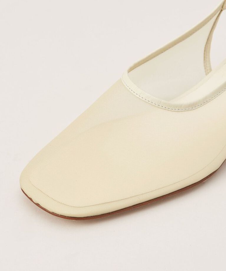 ODETTE E ODILE「チュールキトゥンヒールバックベルト パンプス30↑」|パンプス|