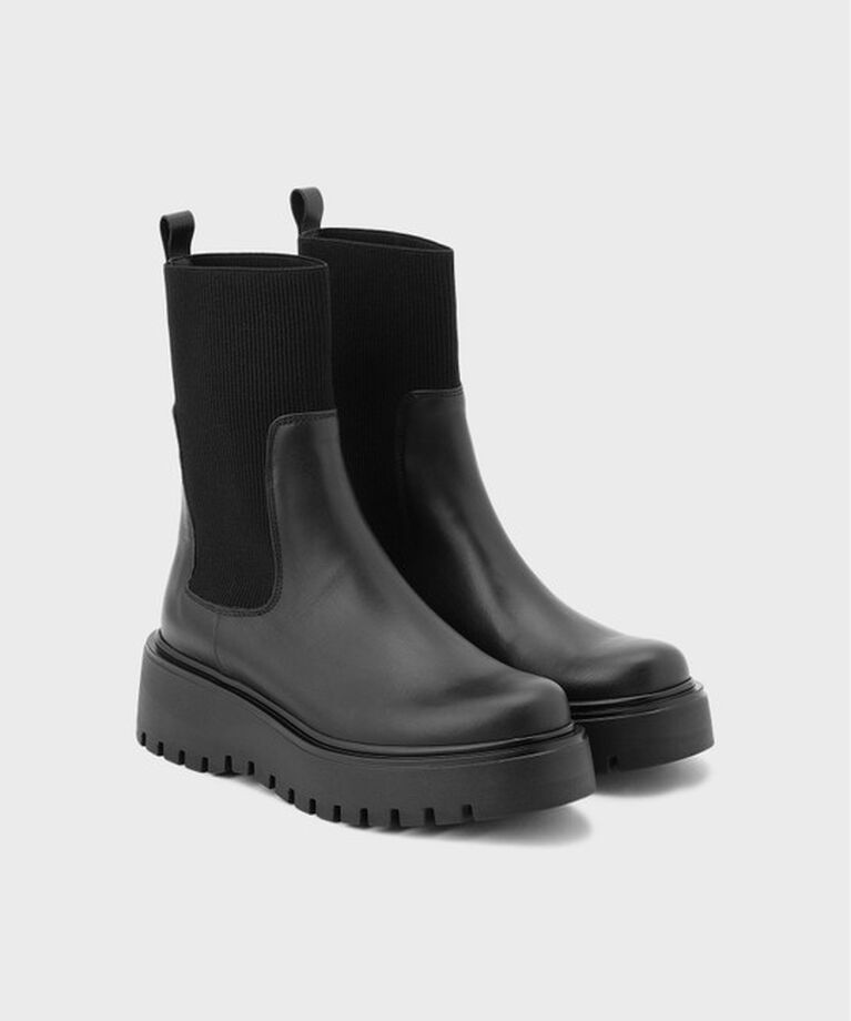 GRACE CONTINENTAL「CORSO ROMA ブラックサイドゴア」|ショートブーツ|