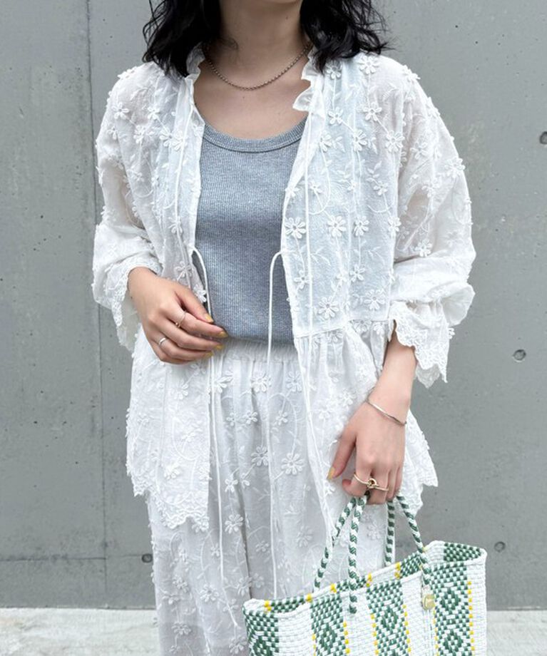 fredy emue「3D刺繍スカラップ前開きブラウス」|シャツ・ブラウス|