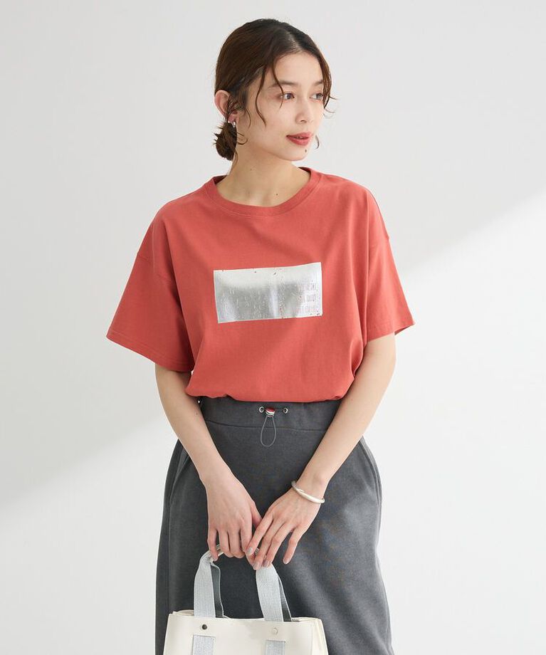 Green Parks「・ELENCARE DUE 箔プリントTEE」|Tシャツ・カットソー|Red