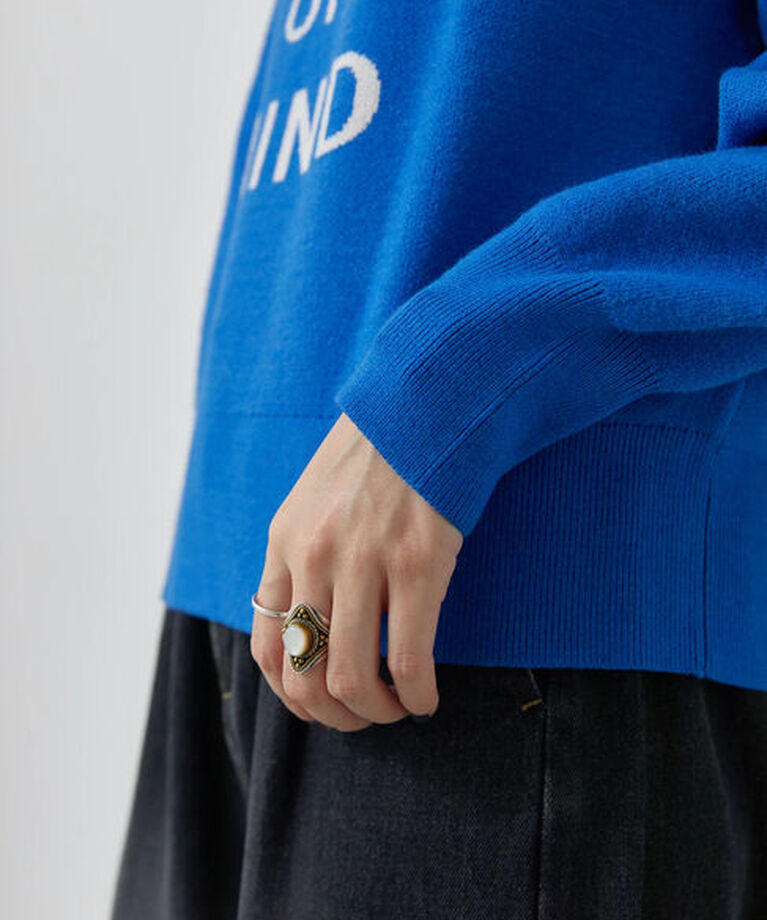 Samansa Mos2 blue「【Hug Knit】ロゴプルオーバー」|ニット・セーター|