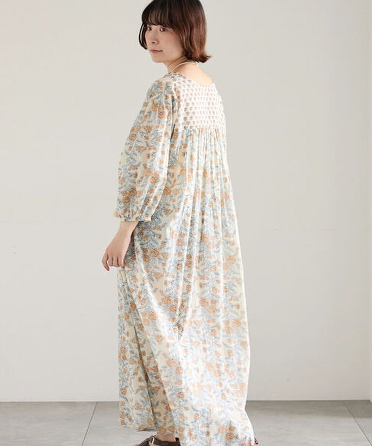 Samansa Mos2 blue「【Made in India】花柄ワンピース」|ワンピース|