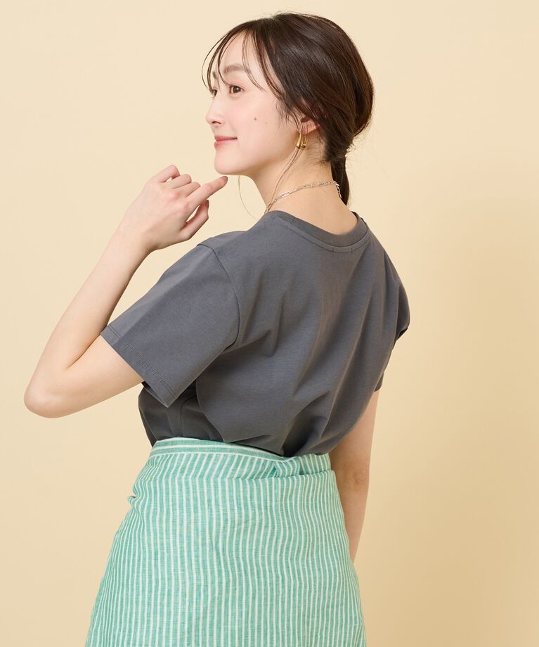 UNTITLED「【上品カジュアル】ロゴTシャツ」|Tシャツ・カットソー|