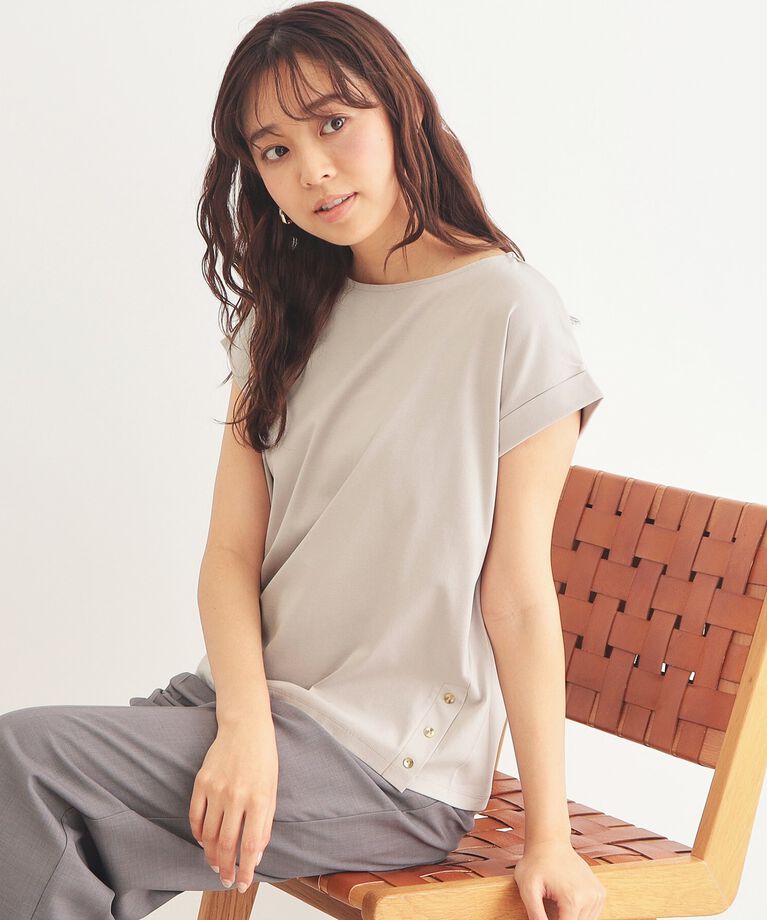 index「《5color》サイドボタン付き フレンチスリーブトップス【接触冷感/洗濯機洗い可】」|Tシャツ・カットソー|ｸﾞﾚｰｼﾞｭ(050)