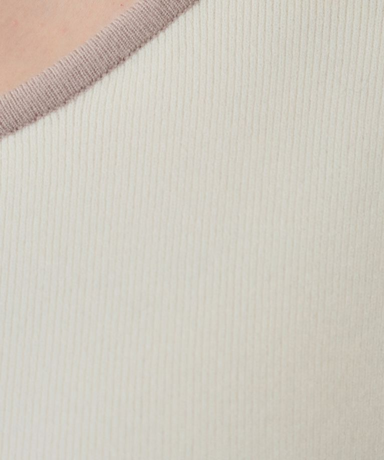 SHOO･LA･RUE「【洗える/高レビュー】きれいめスタイルに 女性らしく好印象 Vネックニット」|ニット・セーター|