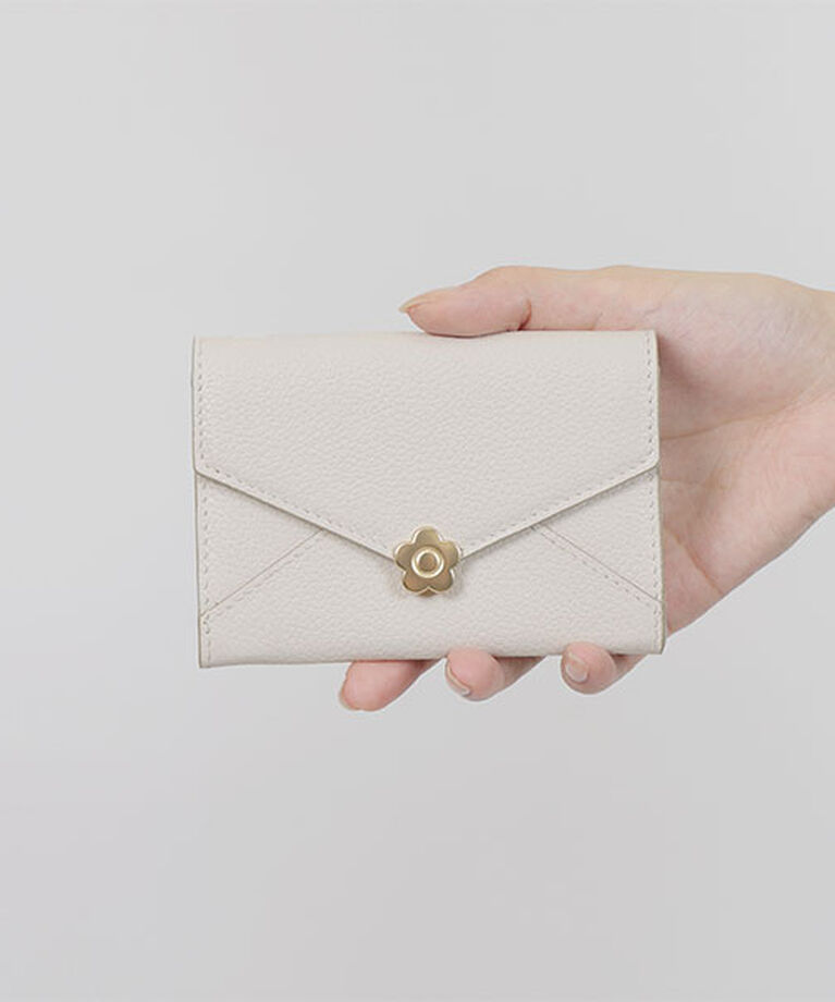 MARY QUANT「シーリングデイジーレター ミニウォレット」|財布|
