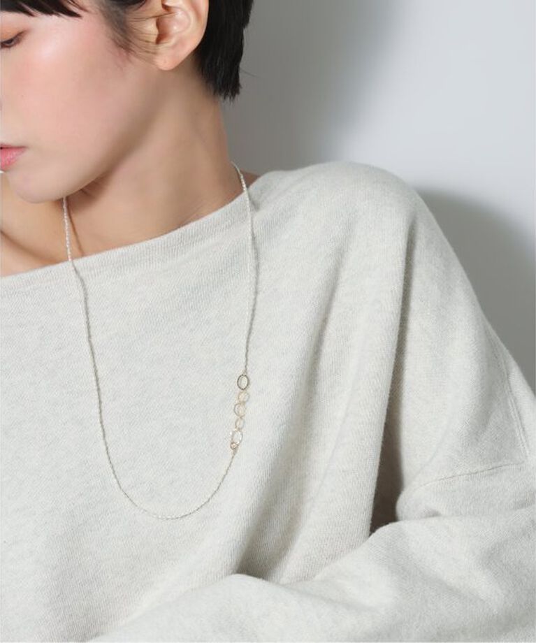 Lilas by Spick&Span「ライスパール*テクスチャーパーツロングネックレス K10」|ネックレス|ゴールド